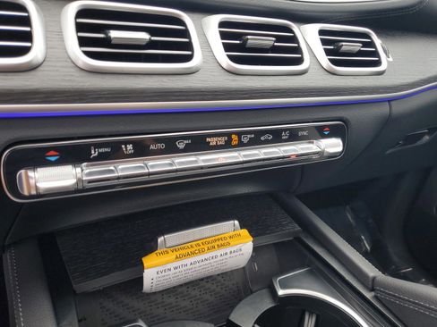 New 2026 Mercedes-Benz GLS 450 4MATIC image 37