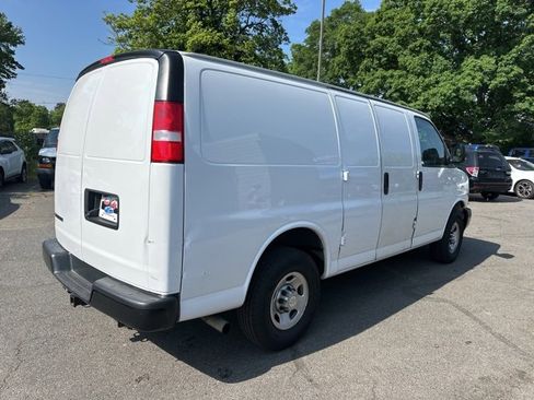 Used 2021 Chevrolet Express 2500 w/ Driver Convenience Package image 6