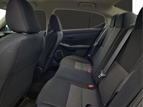 Used 2024 Nissan Sentra SV w/ Trunk Package FWD image 9