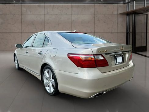 Used 2010 Lexus LS 460 image 4