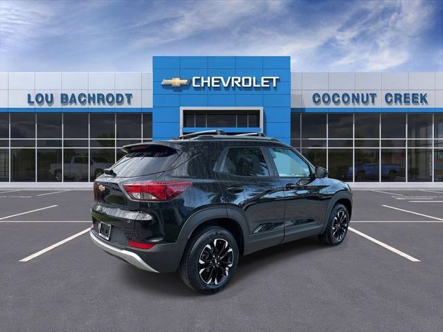 Used 2021 Chevrolet TrailBlazer LT w/ Convenience Package AWD/4WD image 8