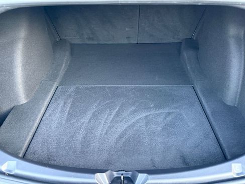 Used 2019 Tesla Model 3 Standard Range Plus image 22