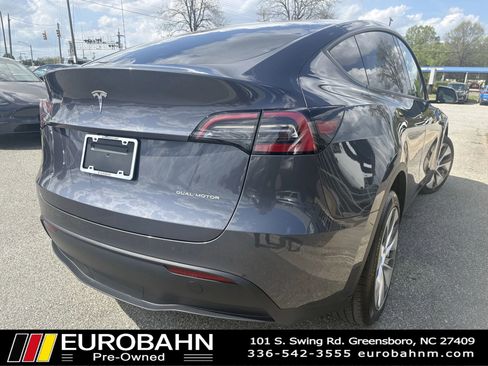 Used 2023 Tesla Model Y Long Range AWD/4WD image 5