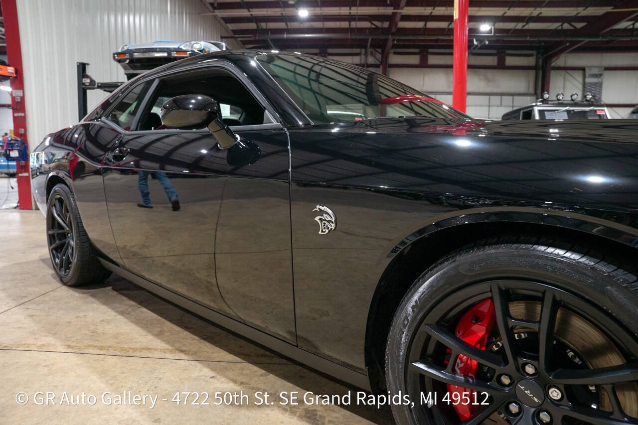 Used 2023 Dodge Challenger SRT Hellcat RWD image 38