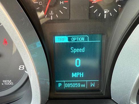 Used 2015 Chevrolet Equinox LS image 12