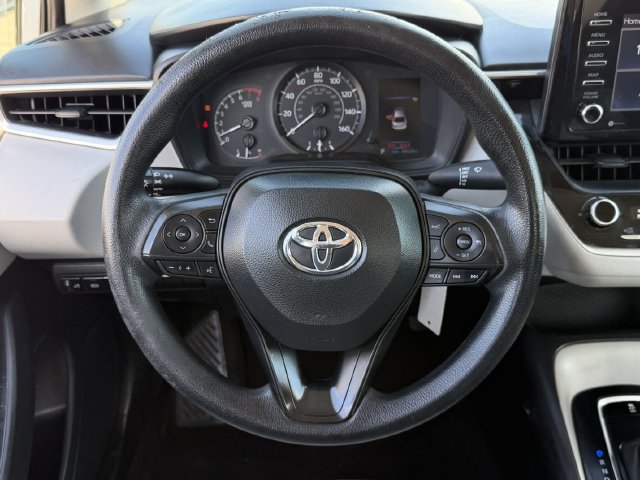 Used 2021 Toyota Corolla L FWD image 9