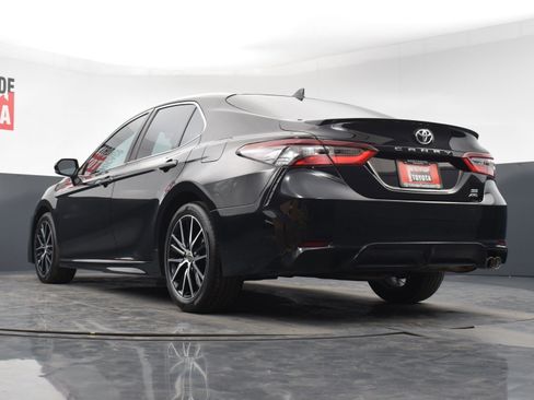 Used 2023 Toyota Camry SE image 26