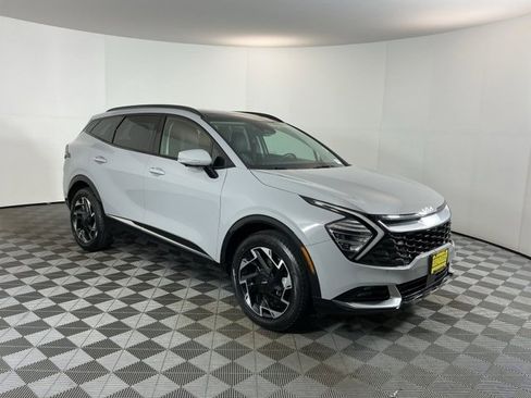 Used 2023 Kia Sportage SX image 3