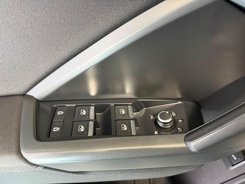 Used 2020 Audi Q3 2.0T Prestige AWD/4WD image 13