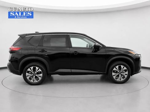 Used 2022 Nissan Rogue SV AWD/4WD image 7