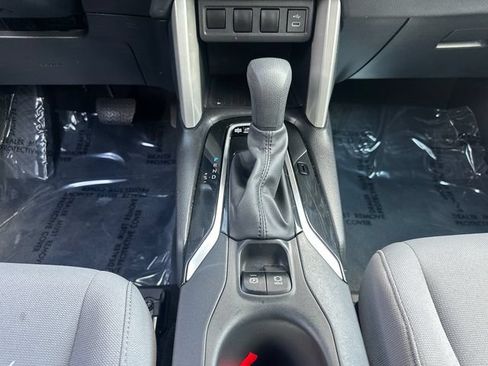 Used 2024 Toyota Corolla Cross AWD Hybrid image 23