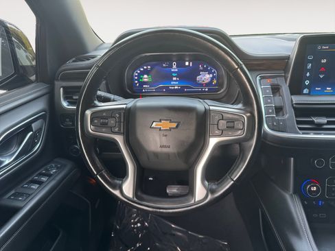 Used 2023 Chevrolet Suburban Premier AWD/4WD image 12