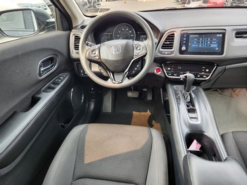 Used 2022 Honda HR-V EX image 12