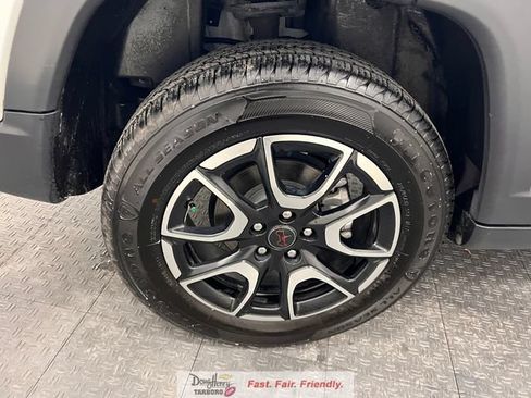 Used 2025 Jeep Compass Trailhawk AWD/4WD image 18