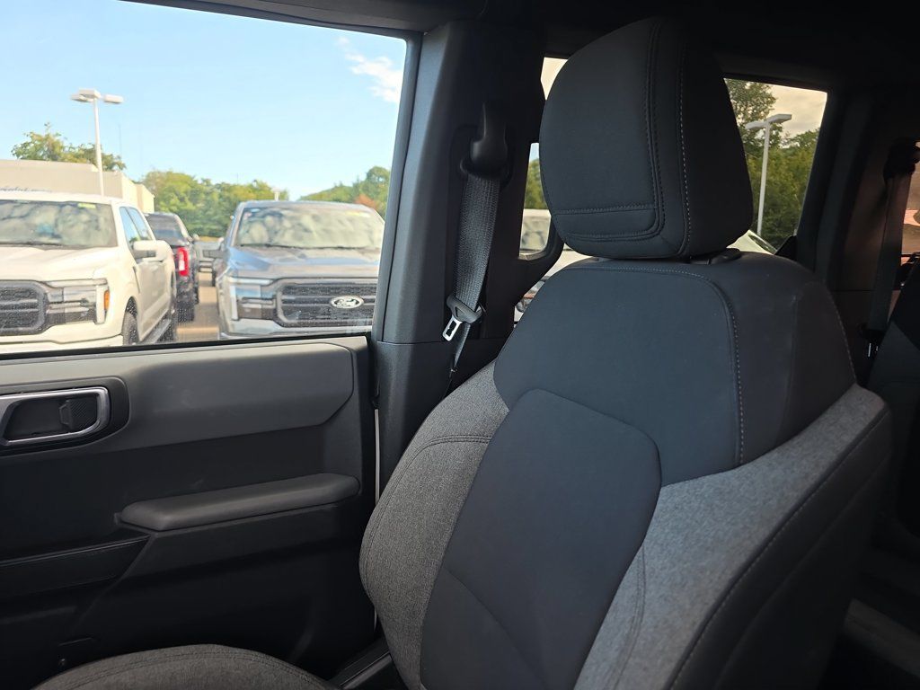 Used 2021 Ford Bronco Big Bend AWD/4WD image 40