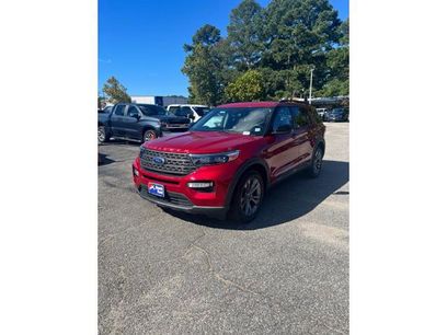 Certified 2022 Ford Explorer XLT w/ Equipment Group 202A