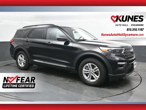 Used 2020 Ford Explorer XLT w/ Equipment Group 202A AWD/4WD image 1