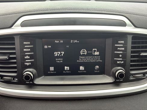 Used 2019 Kia Sorento FWD image 30