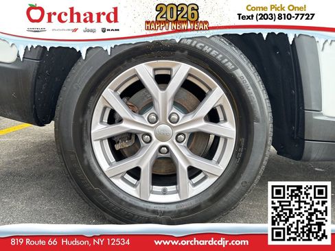 Used 2022 Jeep Grand Cherokee L Limited image 10