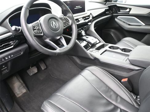 Certified 2025 Acura MDX SH-AWD w/ Technology Package image 2