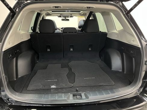 Used 2022 Subaru Forester Premium image 19
