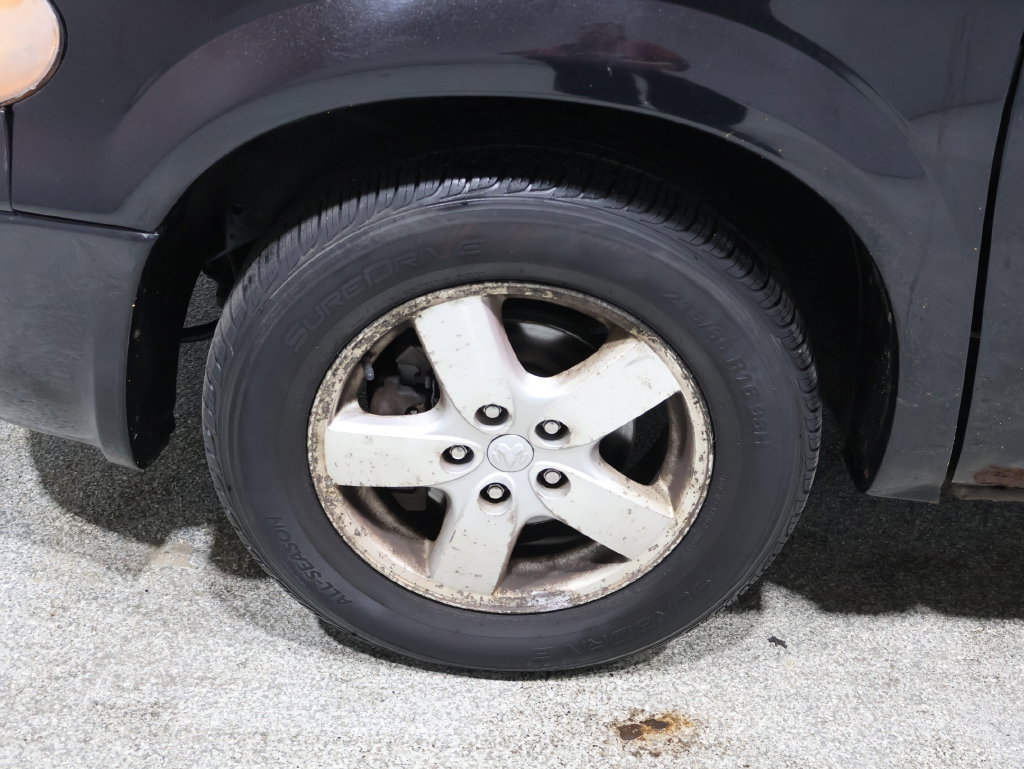 Used 2005 Dodge Grand Caravan SXT FWD image 13