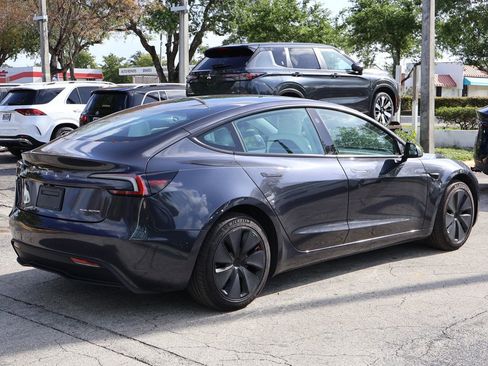 Used 2024 Tesla Model 3 Long Range image 10