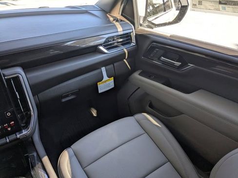 New 2026 GMC Yukon XL Elevation w/ LPO, Floor Liner Package image 19