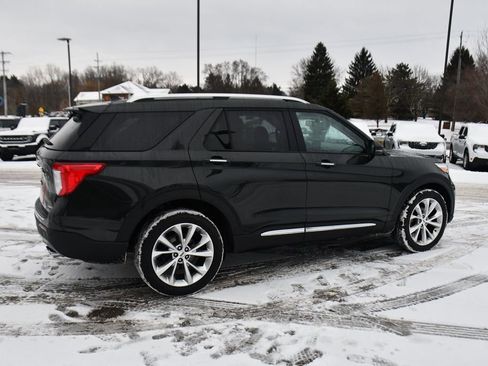 Used 2023 Ford Explorer Platinum w/ Technology Package image 7