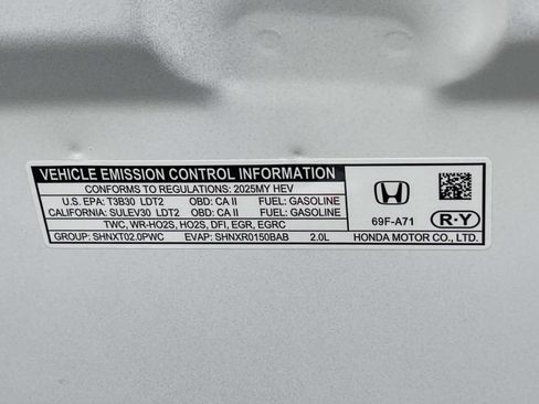 Used 2025 Honda CR-V Sport image 16