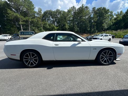Used 2023 Dodge Challenger R/T w/ Plus Package RWD image 4