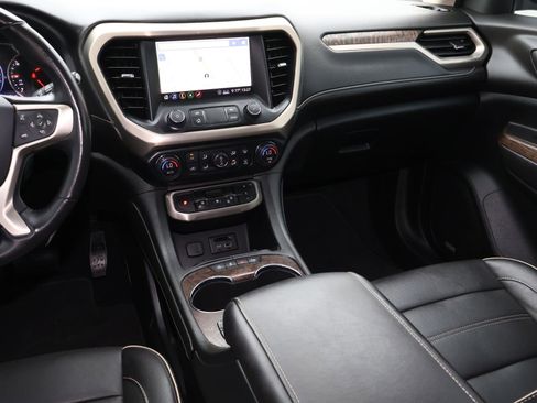 Used 2020 GMC Acadia Denali w/ Technology Package image 10