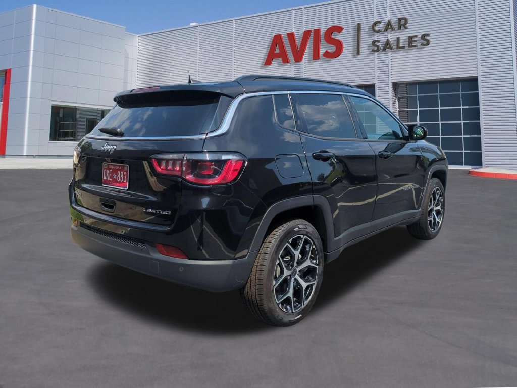 Used 2025 Jeep Compass Limited AWD/4WD image 6