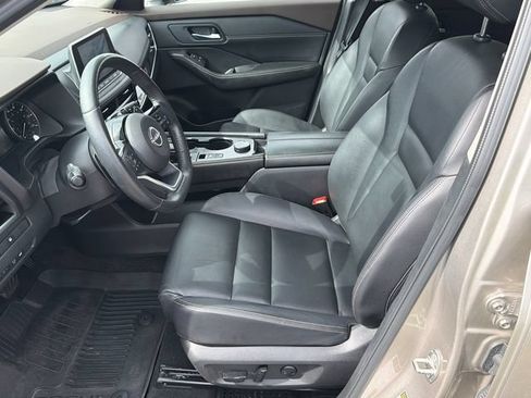 Used 2023 Nissan Rogue SL AWD/4WD image 9