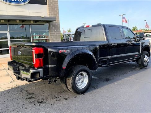 Used 2025 Ford F350 Lariat w/ Lariat Ultimate Package AWD/4WD image 6