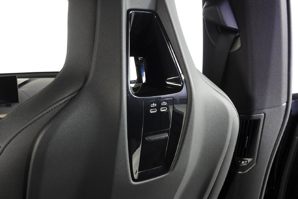 Used 2023 BMW iX M60 w/ Executive Package AWD/4WD image 22