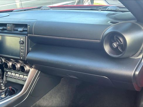 Used 2022 Subaru BRZ Premium image 18