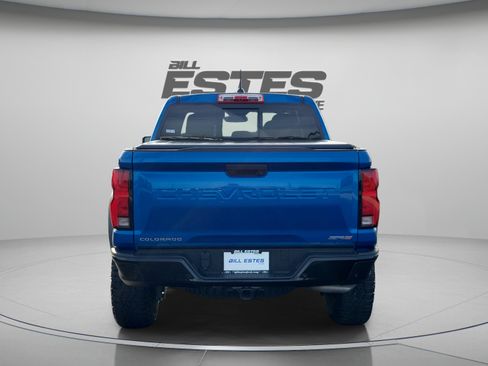 Used 2023 Chevrolet Colorado ZR2 w/ ZR2 Convenience Package III AWD/4WD image 3