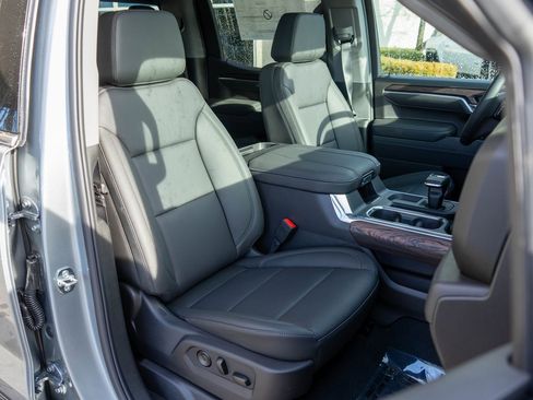 New 2026 GMC Sierra 1500 SLT w/ SLT Premium Plus Package image 9