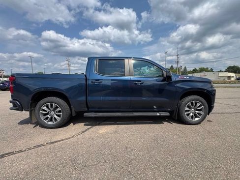 Used 2019 Chevrolet Silverado 1500 RST w/ True North Edition AWD/4WD image 8