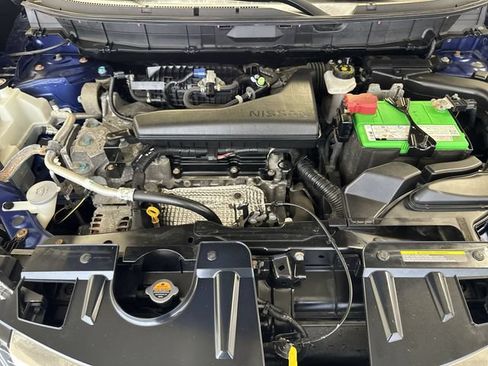 Used 2018 Nissan Rogue S FWD image 26