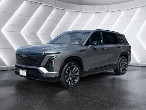 New 2026 Cadillac Vistiq Sport image 2