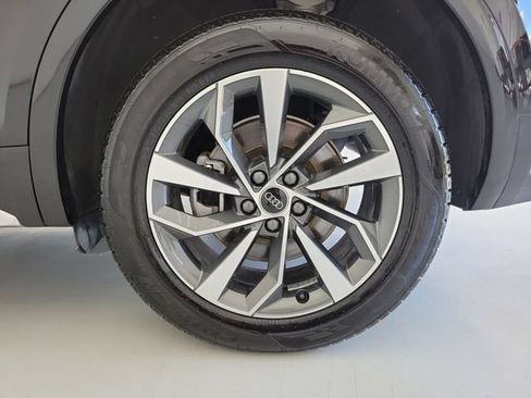 Used 2024 Audi Q5 2.0T Premium w/ Convenience Package AWD/4WD image 13