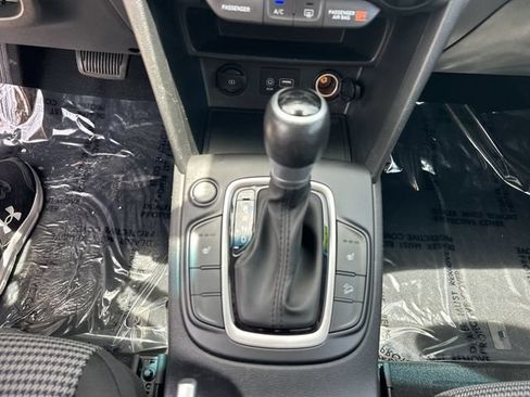 Used 2020 Hyundai Kona SEL FWD image 19