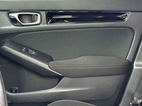 Certified 2025 Honda Civic Sport image 19