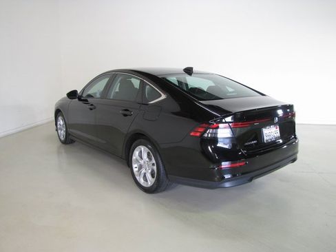 Certified 2023 Honda Accord LX image 21