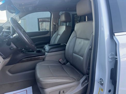 Used 2016 Chevrolet Tahoe LT w/ Luxury Package image 23