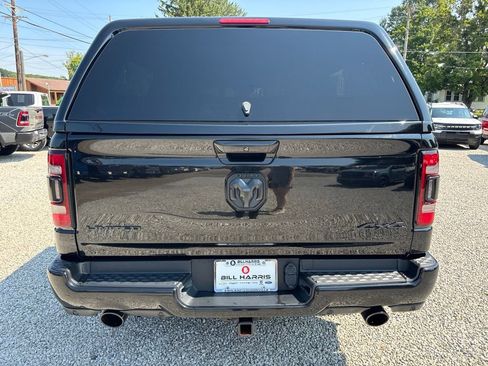 Used 2020 RAM 1500 Limited w/ Black Appearance Package AWD/4WD image 6