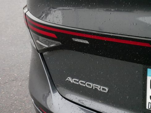 Certified 2025 Honda Accord SE image 17