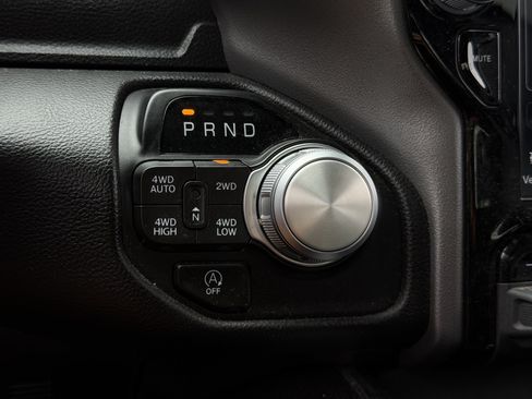 Used 2023 RAM 1500 Laramie AWD/4WD image 26